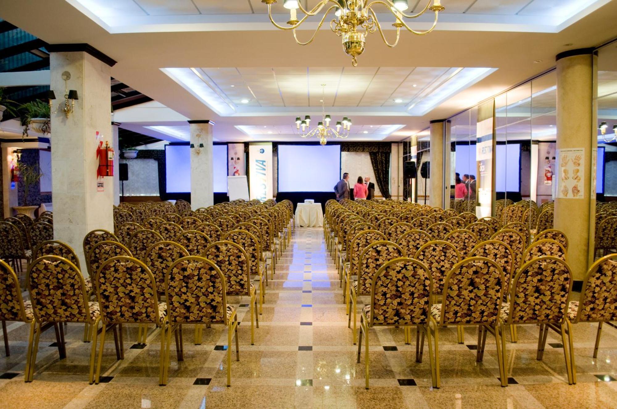 ホテル Ramada By Wyndham Buenos Aires Vicente López ビジネス 写真