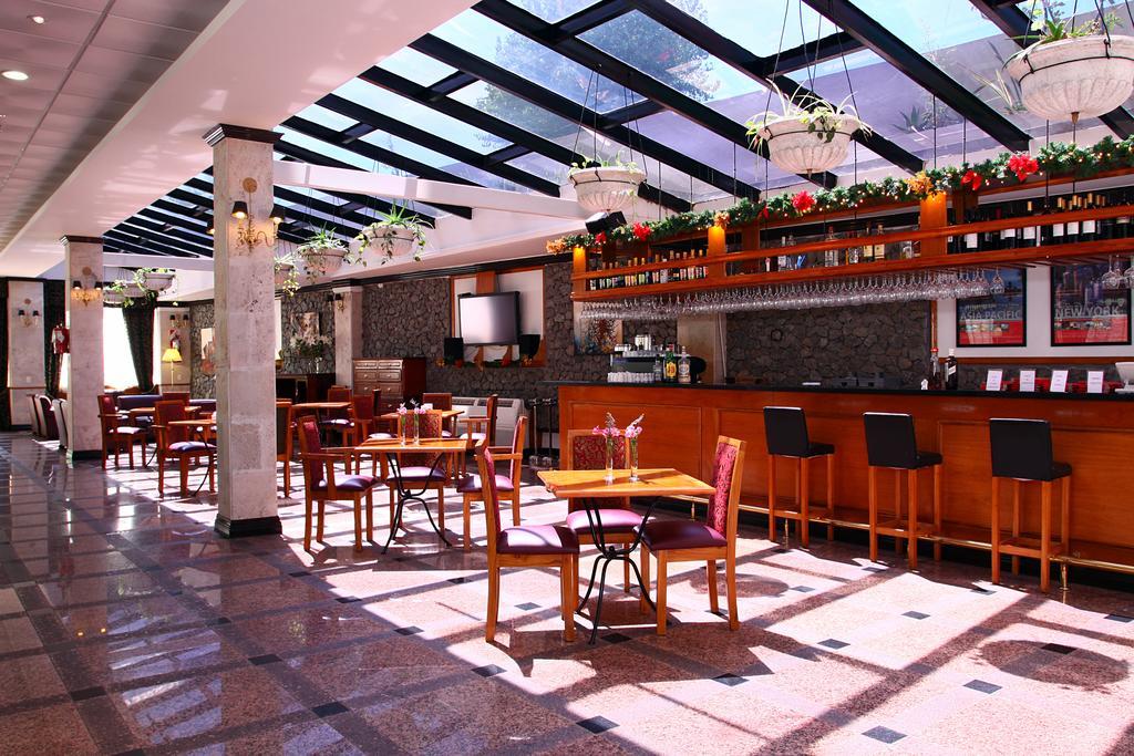 ホテル Ramada By Wyndham Buenos Aires Vicente López レストラン 写真